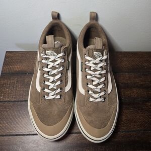 Vans MTE old skool Waterproof Insulated Men's 8.5 Women's 10 Shoes Brown